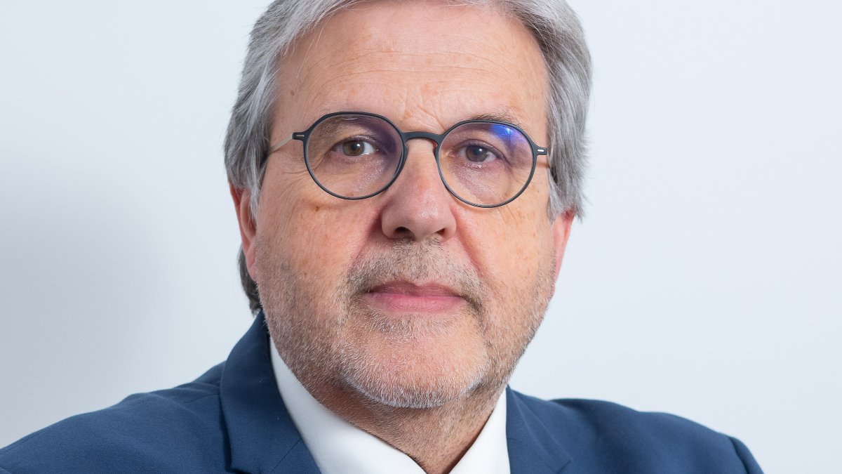 “Há uma completa   ausência de políticas  direcionadas para  as micro e pequenas  explorações agrícolas”